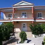 Appartement Thekla Karavádhos